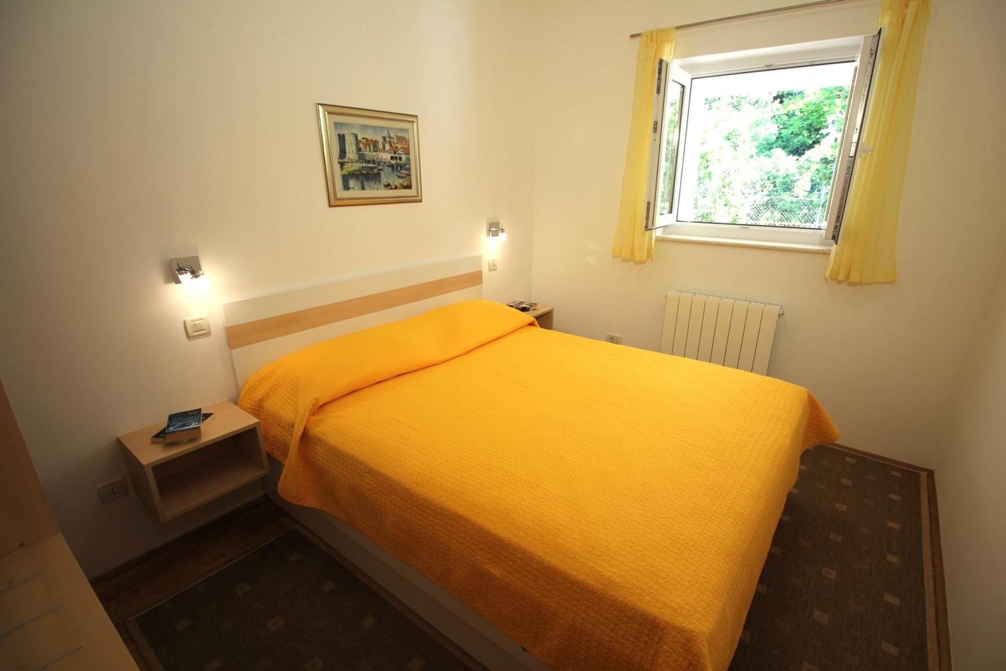 Artemis (adults Only) * Dubrovnik