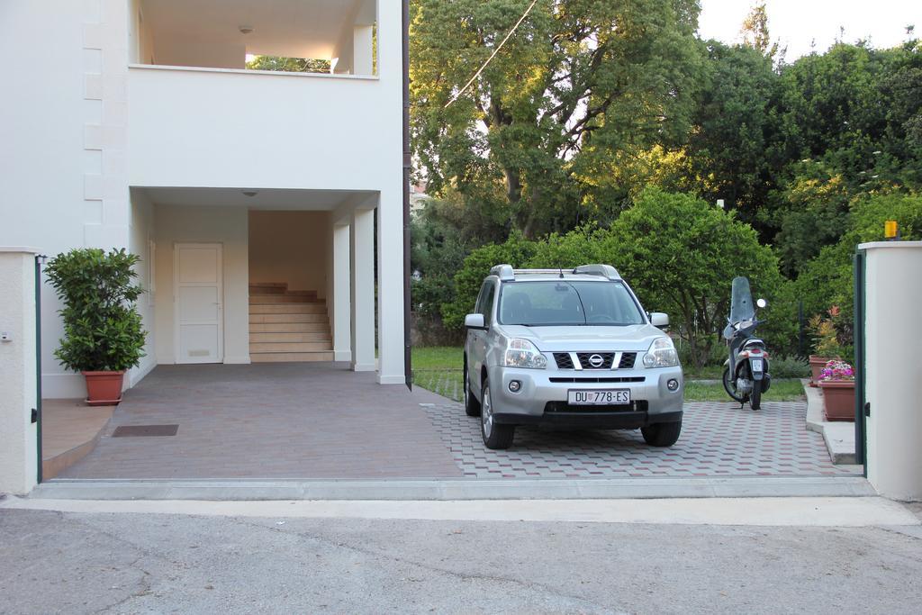 Artemis (adults Only) Apartma *