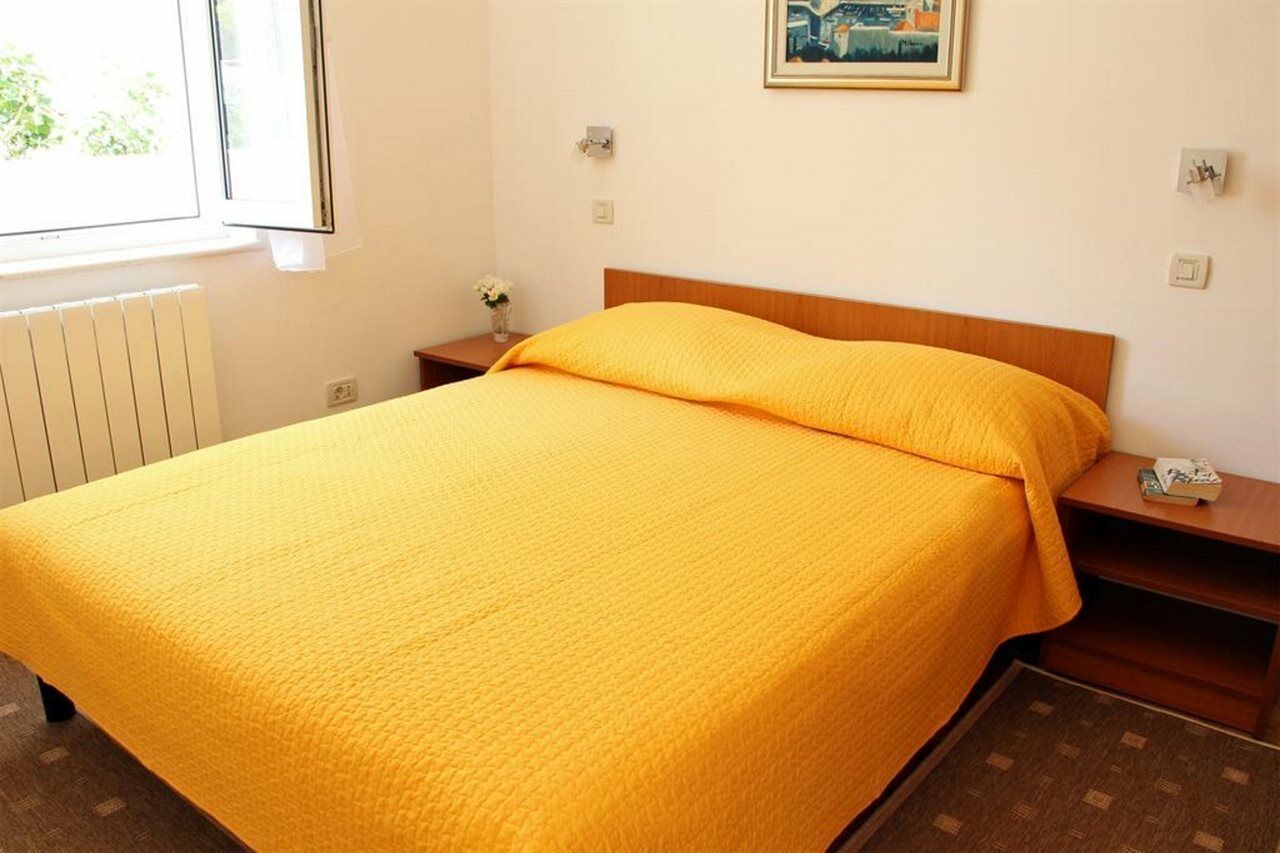 Apartma Artemis (adults Only) *
